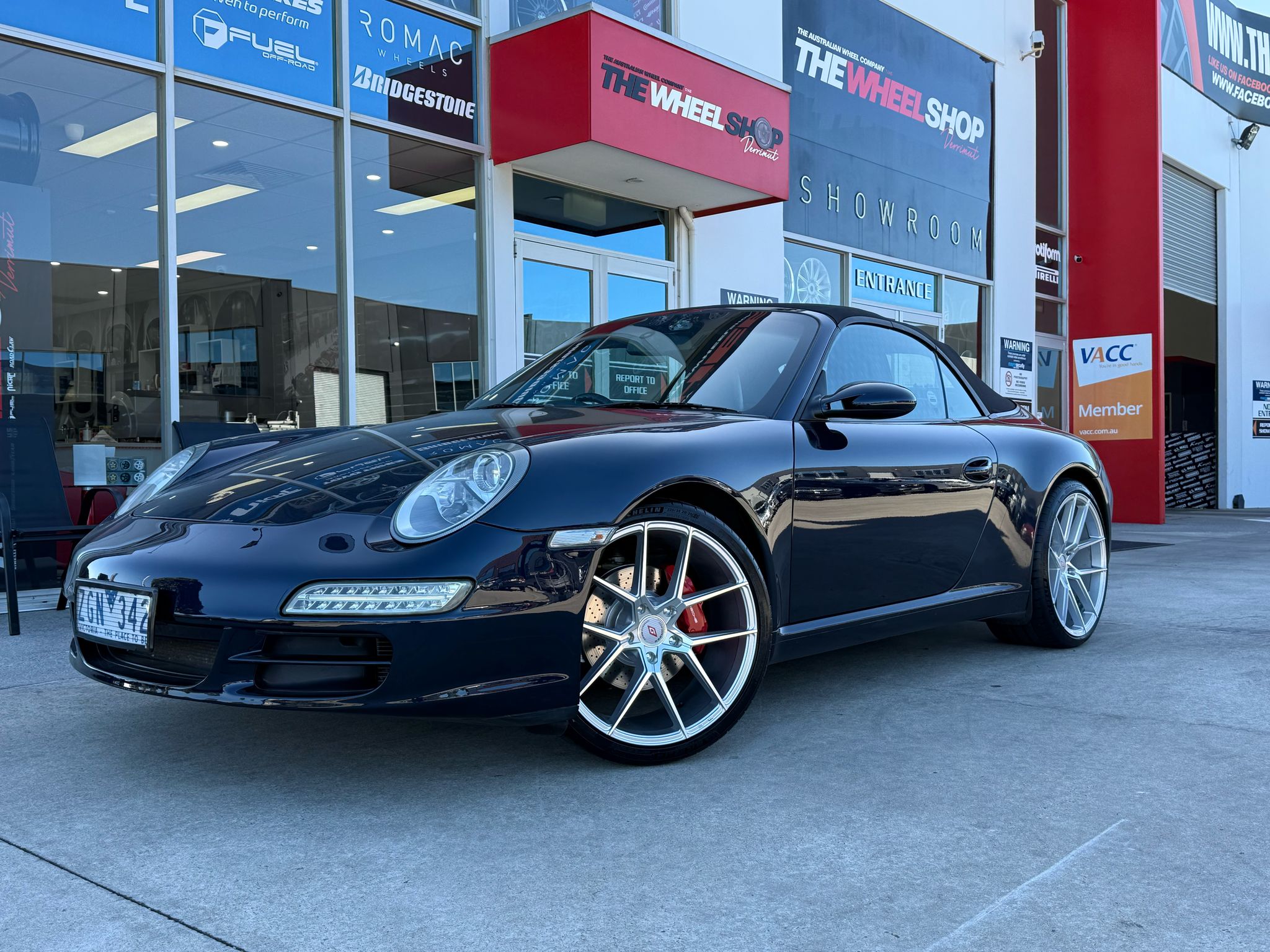 PORSCHE 997 CAB WITH IFG WHEELS |  | PORSCHE